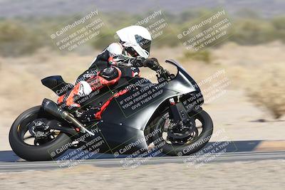 media/Dec-04-2025-Racers Edge (Thu) [[5ebc9f124d]]/3-B Group/2-Session 1 (Turn 4 Entry)/